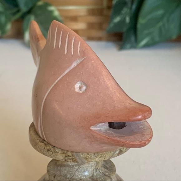 Kisii Soapstone Carved FISH Figurine Stone Big Mouth Bass Carving Animal Figure - Picture 3 of 16